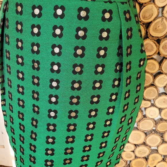 Anthropologie HD in Paris Garden Glimmer Christmas Green Tiered Flower Skirt - Picture 8 of 12